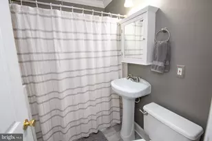 3322 Shelmire Ave, Philadelphia, PA 19136 - Photo 9