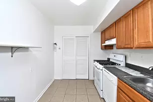 1843 Beyer Ave, Philadelphia, PA 19115 - Photo 15