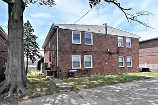 1843 Beyer Ave, Philadelphia, PA 19115 - Photo 49