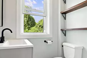 571 Martin St, Philadelphia, PA 19128 - Photo 21