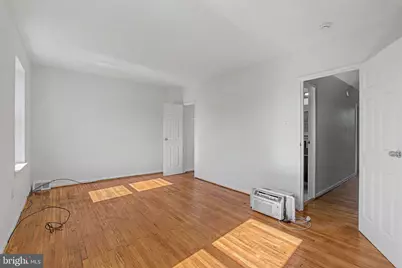 915 N 6th Street, Philadelphia, PA 19123 - Photo 37
