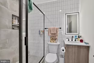 689 N Broad St, Philadelphia, PA 19123 - Photo 13