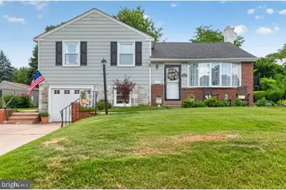 3801 Chalfont Drive, Philadelphia, PA 19154 - Photo 5