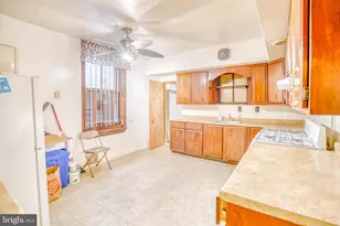 1516 W Westmoreland St, Philadelphia, PA 19140 - Photo 13