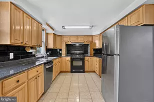 1100 Surrey Rd, Philadelphia, PA 19115 - Photo 7