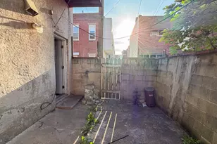 1627 Jackson St, Philadelphia, PA 19145 - Photo 17