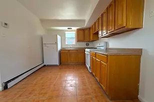 7816 Frontenac St, Philadelphia, PA 19111 - Photo 5