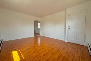 7816 Frontenac St, Philadelphia, PA 19111 - Photo 3