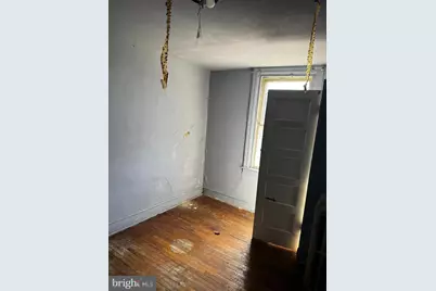 7004 Grays Avenue, Philadelphia, PA 19142 - Photo 15