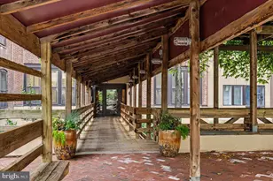 301 Race St, Philadelphia, PA 19106 - Photo 23