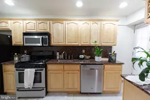 808 Gaul St, Philadelphia, PA 19125 - Photo 11