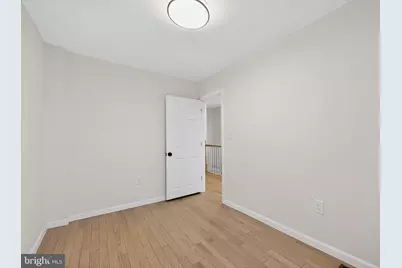 2710 S Fairhill Street, Philadelphia, PA 19148 - Photo 9