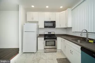 1037 Snyder Ave, Philadelphia, PA 19148 - Photo 7