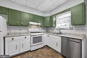 2336 S Chadwick St, Philadelphia, PA 19145 - Photo 9