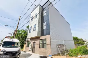 2306 N Fairhill St, Philadelphia, PA 19133 - Photo 1