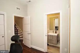 1616 Cambridge St, Philadelphia, PA 19130 - Photo 3