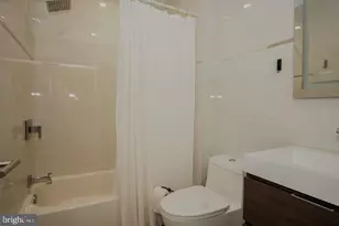 1616 Cambridge St, Philadelphia, PA 19130 - Photo 7