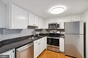 2001 Hamilton St, Philadelphia, PA 19130 - Photo 7