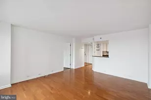 2001 Hamilton St, Philadelphia, PA 19130 - Photo 5