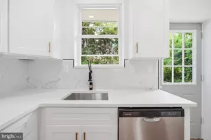 6332 Limekiln Pike, Philadelphia, PA 19138 - Photo 19