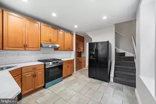 619 S 42nd St, Philadelphia, PA 19104 - Photo 9