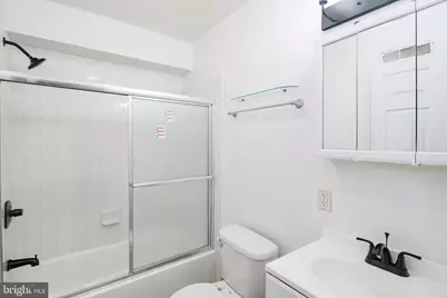 305 N 41st Street, Philadelphia, PA 19104 - Photo 9