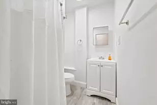 1904 N 2nd St, Philadelphia, PA 19122 - Photo 9
