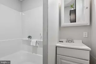 3098 Aramingo Ave, Philadelphia, PA 19134 - Photo 9