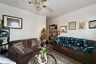 638 W Mayfield St, Philadelphia, PA 19133 - Photo 7