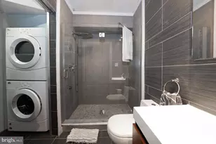 715 Shirley St, Philadelphia, PA 19130 - Photo 17
