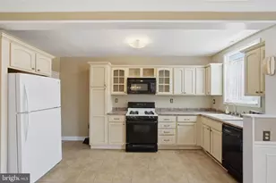 6621 Large St, Philadelphia, PA 19149 - Photo 9