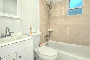 23438 W Roosevelt Blvd, Philadelphia, PA 19120 - Photo 11