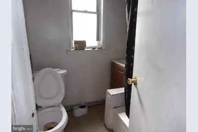 2022 Bellevue Street, Philadelphia, PA 19140 - Photo 25