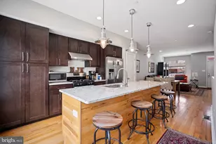714 N 7th St, Philadelphia, PA 19123 - Photo 7