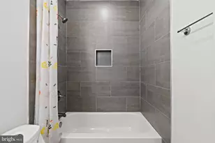 2718 N 11th St, Philadelphia, PA 19133 - Photo 11