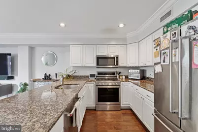 212 S 24th Street #2416B, Philadelphia, PA 19103 - Photo 5