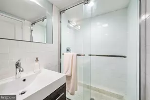1420 Locust St, Philadelphia, PA 19102 - Photo 25