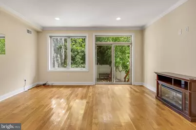 725 N 20th Street #B, Philadelphia, PA 19130 - Photo 13