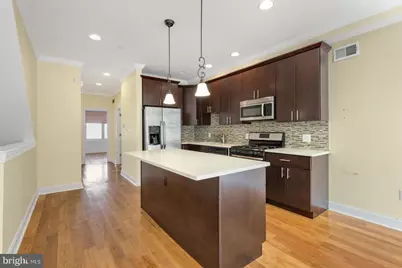 725 N 20th Street #B, Philadelphia, PA 19130 - Photo 1