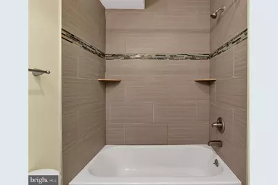 725 N 20th Street #B, Philadelphia, PA 19130 - Photo 31