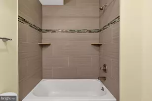 725 N 20th St, Philadelphia, PA 19130 - Photo 31