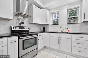 1323 S 17th St, Philadelphia, PA 19146 - Photo 11
