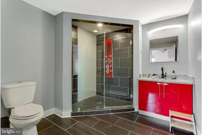 1323 S 17th Street, Philadelphia, PA 19146 - Photo 23