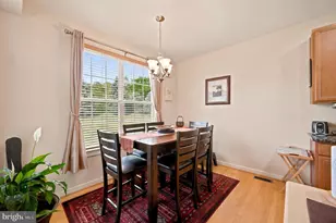 4437 Driftwood Dr, Philadelphia, PA 19129 - Photo 9
