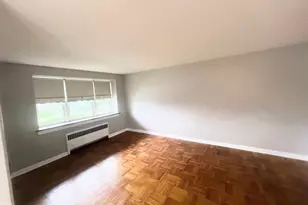 943 E Gorgas Ln E, Philadelphia, PA 19150 - Photo 5