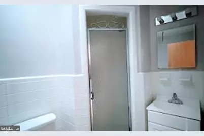 943 E Gorgas Ln E, Philadelphia, PA 19150 - Photo 25