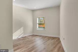 511 Gorgas Ln, Philadelphia, PA 19128 - Photo 17