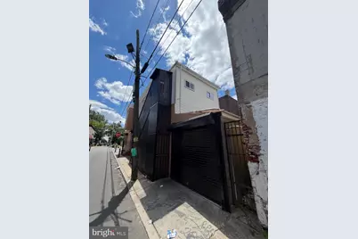 443 W Indiana Avenue, Philadelphia, PA 19133 - Photo 17