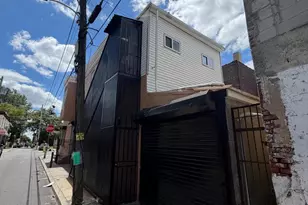443 W Indiana Ave, Philadelphia, PA 19133 - Photo 17