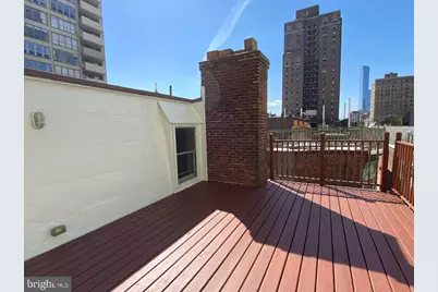 1949 Locust Street #4, Philadelphia, PA 19103 - Photo 3